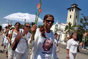 LAS DAMAS de Blanco enviaron una carta a los gobernantes que asistirn a la XIV Cumbre del Movimiento de Pases No Alineados, que se celebrar en La Habana.